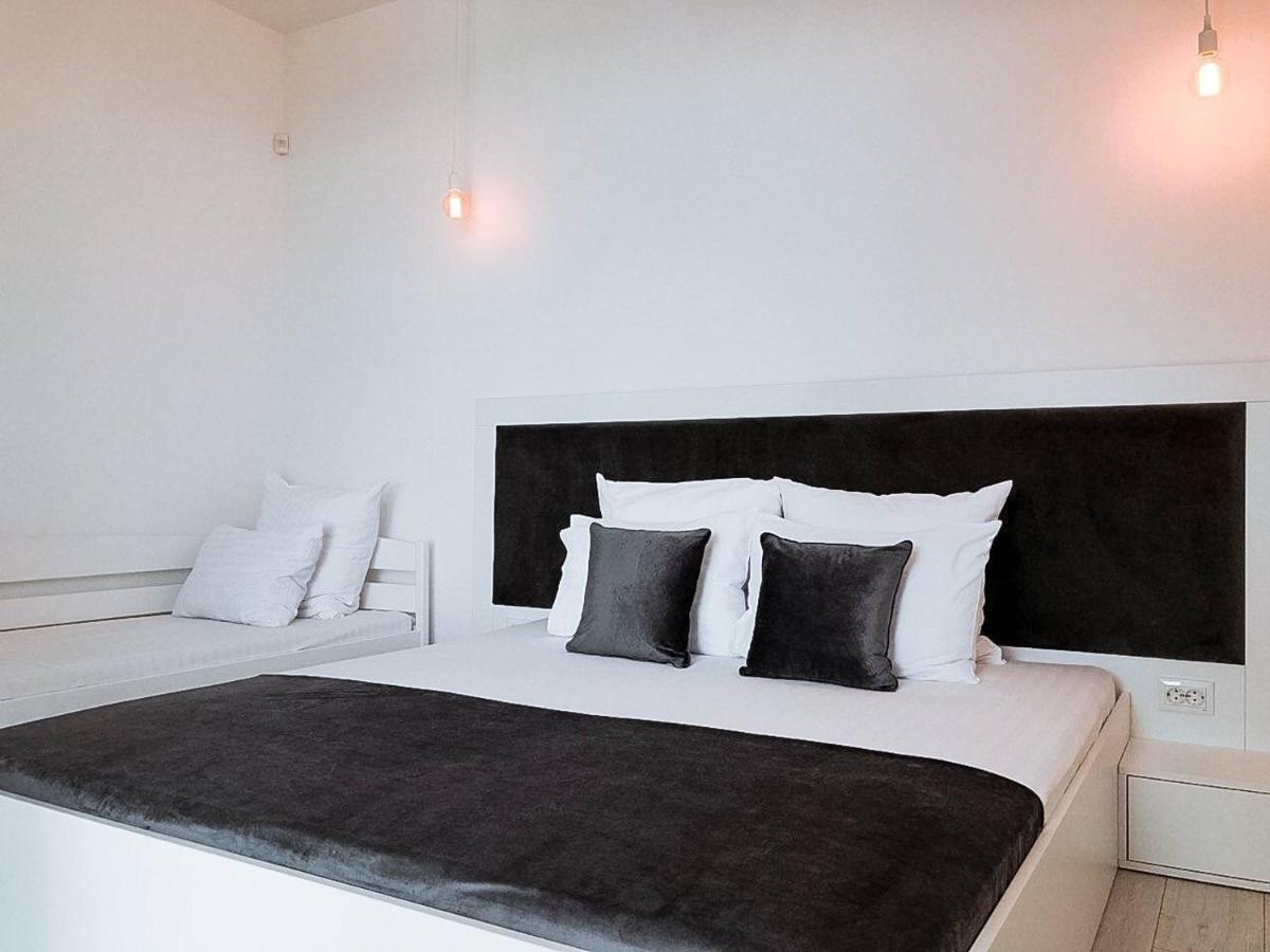 Klaster Seaview Hotel ชรอโนมอสค์ ภายนอก รูปภาพ