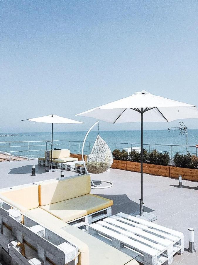 Klaster Seaview Hotel ชรอโนมอสค์ ภายนอก รูปภาพ